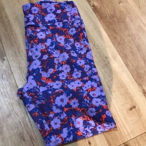 Tall and Curvy Lularoe Leggings